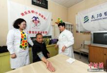 醫院護理院一床難求 養老院空床率高的問題待解決