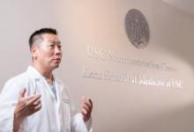 美華裔醫(yī)師參與打造“鋼鐵俠” 助癱瘓病人站起來(lái)