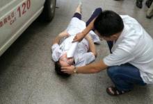 浙江1醫(yī)生新年愿望感動(dòng)朋友圈：我想回家看看父親