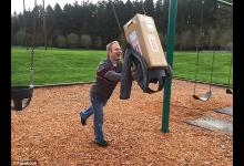 創(chuàng)意！美夫婦與冷凍胚胎合影留念見證生命奇跡