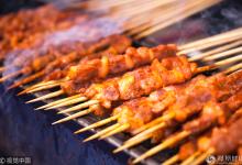 北京廟會(huì)羊肉串抽檢覆蓋全部攤位 須標(biāo)明肉的種類(lèi)