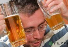 男子年會飲酒死亡 喝酒有什么壞處