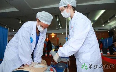 游客春節爬山中暑 中暑怎么緊急處理