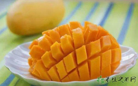 老人組團(tuán)偷芒果 吃芒果的好處有哪些