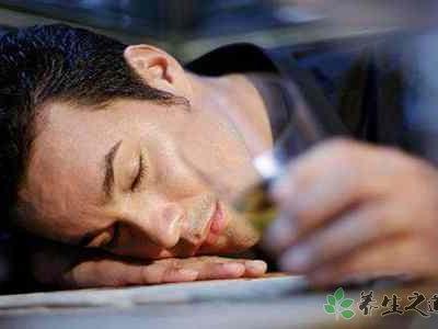 醉酒后與狗對罵 喝醉酒有哪些危害