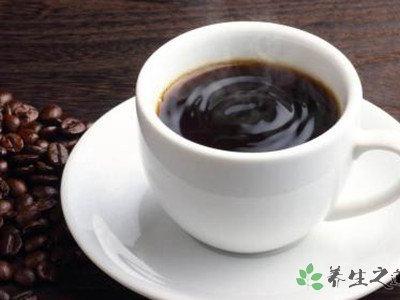 地鐵喝咖啡被罰 喝太多咖啡的危害