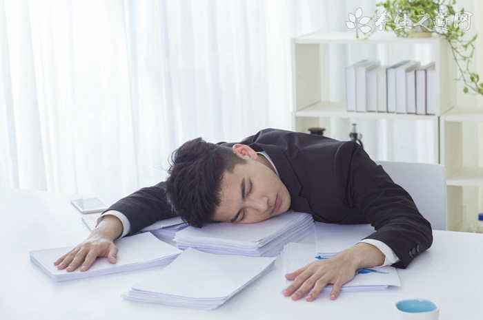 睡覺1小時斷氣85次 睡眠呼吸暫停怎么治