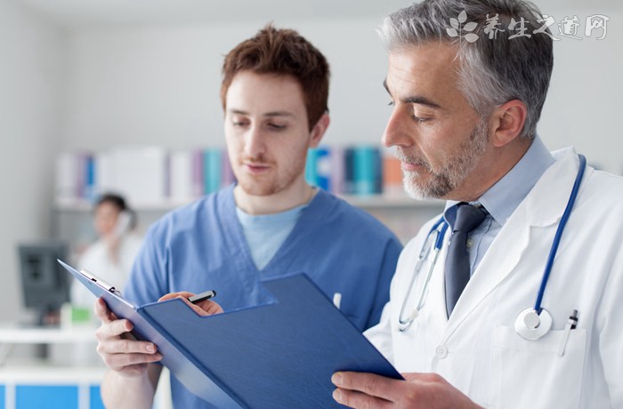 男子精神病突發(fā)砍母親 精神病是怎么引起的 男子精神病突發(fā)砍母親 精神病是怎么引起的