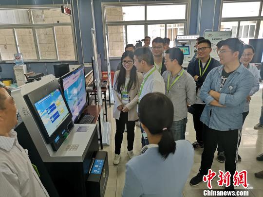 杭州：300余萬人申領(lǐng)電子社保卡 實(shí)現(xiàn)掃碼出行刷臉就醫(yī)