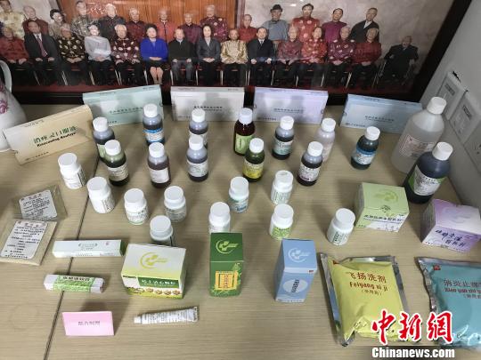 盧傳堅(jiān)：中醫(yī)是文化瑰寶 樂(lè)當(dāng)中醫(yī)文化“翻譯官”