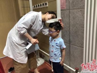 孩子有點(diǎn)矮？專家教你識別是遺傳還是矮小癥