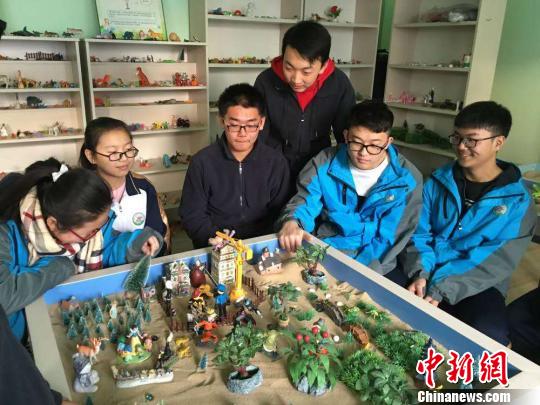 蘭州關注未成年人心理健康 設輔導站引導學生陽光成長