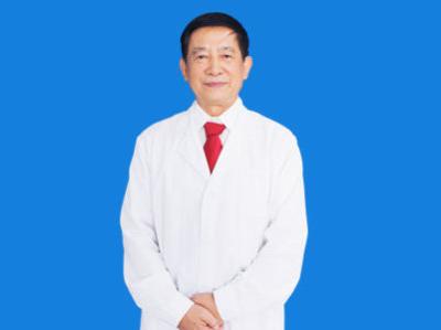 北大六院精神科韓永華教授于6月29日-30日親臨黑龍江京科腦康醫(yī)院會診