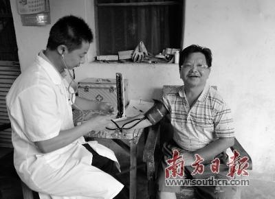 送醫送藥送健康 服務群眾“零距離”