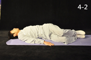 抻筋強腰功治腰部不適