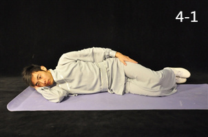 抻筋強腰功治腰部不適