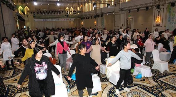 唐山寶島婦兒醫(yī)院:千人順產(chǎn)計劃第四季·生育舞蹈活動在唐山隆重開啟-易網(wǎng)健康養(yǎng)生網(wǎng) 唐山寶島婦兒醫(yī)院:千人順產(chǎn)計劃第四季·生育舞蹈活動在唐山隆重開啟