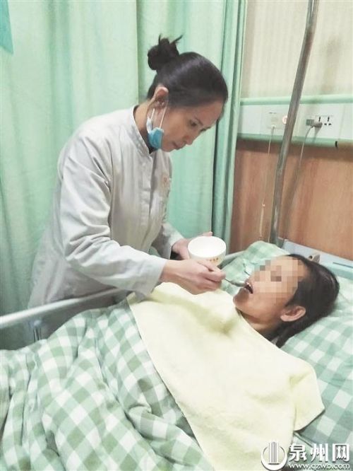 泉州：起底黑護工！持證護理員一天要價200元 只是看你一眼