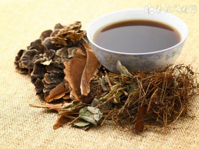 游客破壞七彩丹霞 丹霞的七彩顏色怎樣產生