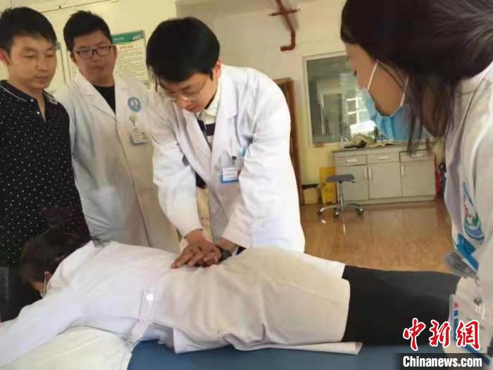 “輸血”與“造血”并舉 上海助力打通云南民眾看病“最后一公里”