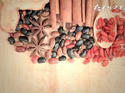 大學生吃曼陀羅種子祛痘住進ICU 曼陀羅中毒怎么解毒