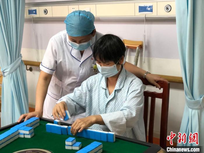 唱卡拉OK，跳廣場舞……看看廣東這家醫院的康復措施