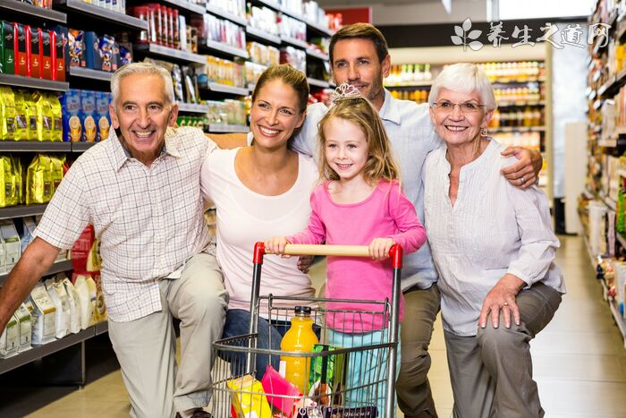 超4成消費(fèi)者購買臨期食品 長期吃臨期產(chǎn)品有損健康嗎