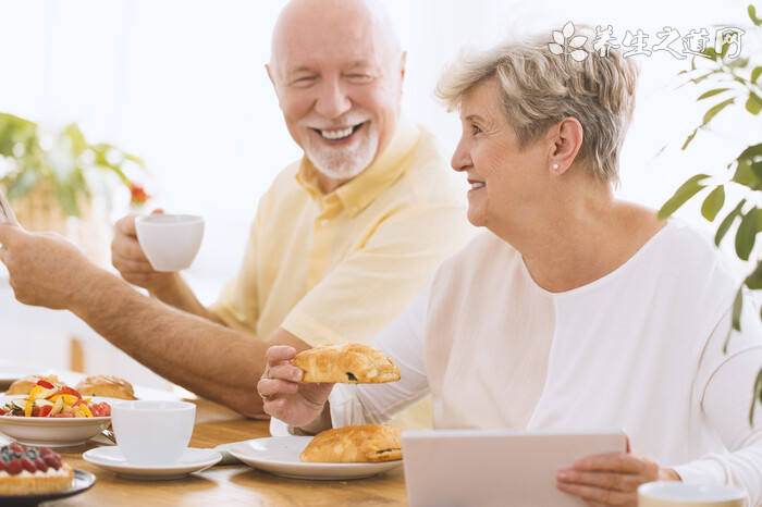 新研究稱喝咖啡有助保護肝臟 護肝的食物有哪些