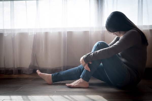 拿孤獨秀優越？別再美化孤獨感了！