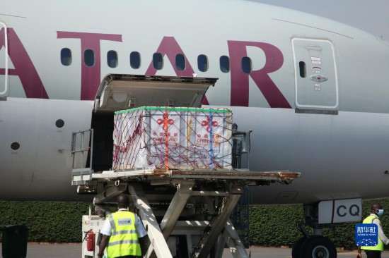 中國政府援助盧旺達第二批新冠疫苗完成交接-易網健康<a href=http://www.gyfww.com/jkys/ target=_blank class=infotextkey>養生</a>網 中國政府援助盧旺達第二批新冠疫苗完成交接