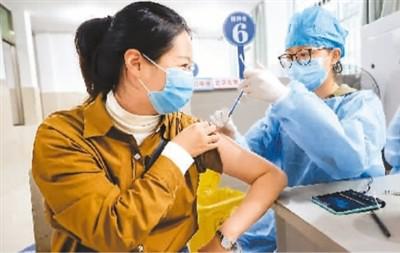 新冠疫苗加強(qiáng)針三問(wèn)三答（健康直通車(chē)（第72站））