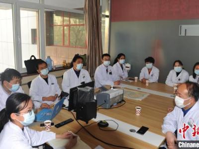 青海首個胸部腫瘤多學(xué)科聯(lián)合門診揭牌