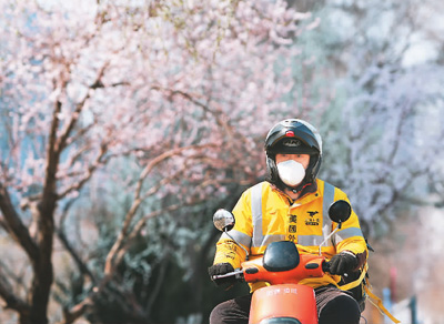 外賣封簽，守護(hù)“舌尖安全”（網(wǎng)上中國）