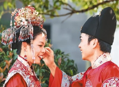 塑造積極健康美好的婚育觀