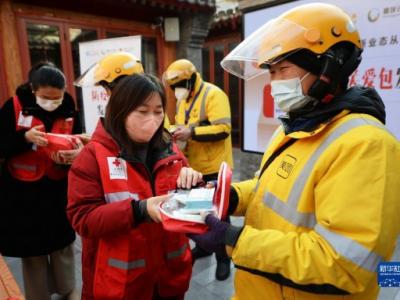 全力以赴保障醫(yī)療物資和藥品供應(yīng)（高效統(tǒng)籌疫情防控和經(jīng)濟(jì)社會(huì)發(fā)展）