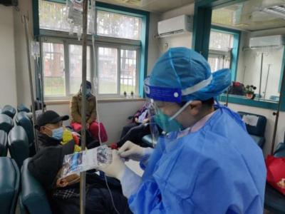 送醫送藥送物資解急解難解愁盼（保障特殊群體基本生活（上））