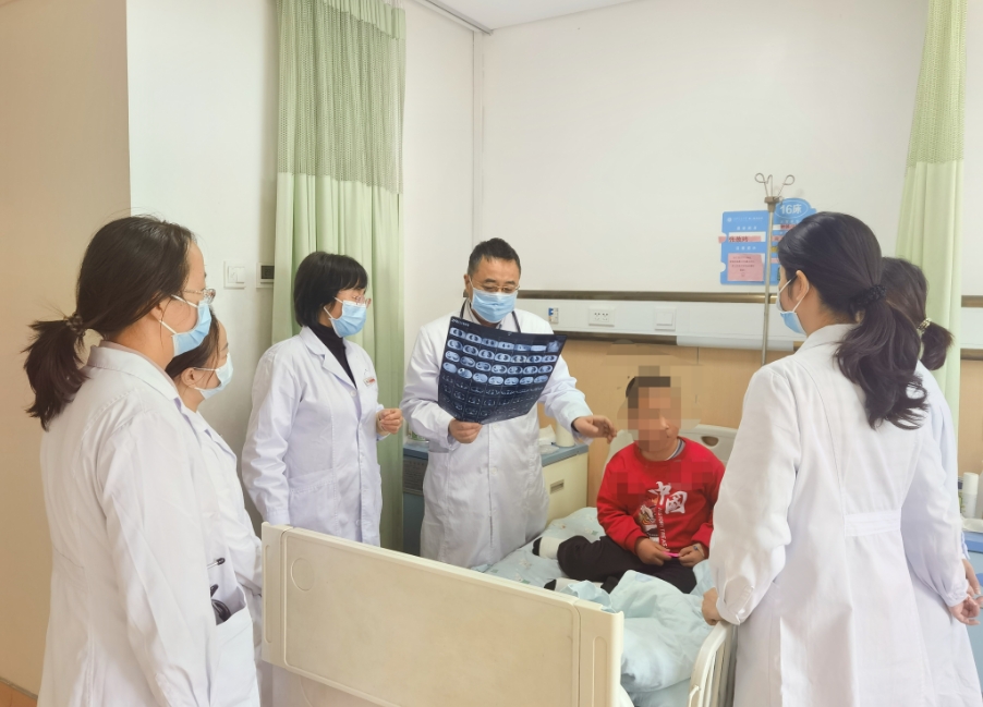 兒童支原體肺炎感染為什么難治？居家護理如何做？專家詳解