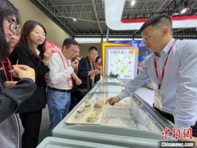 “中藥+”改寫朋克養(yǎng)生 年輕人追求“良藥可口”