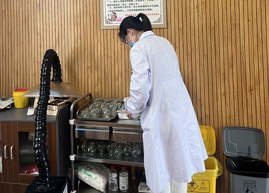 中醫藥傳承的核心問題是基層缺乏人才-易網健康<a href=http://www.gyfww.com/jkys/ target=_blank class=infotextkey>養生</a>網 中醫藥傳承的核心問題是基層缺乏人才