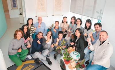 讓更多人真切體驗中醫的療效（僑界關注）