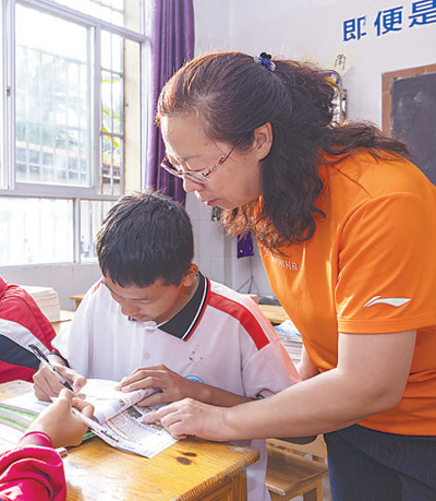 老有所為,貢獻“銀發(fā)力量”(體驗·民生一線觀察)-易網(wǎng)健康養(yǎng)生網(wǎng) 老有所為,貢獻“銀發(fā)力量”(體驗·民生一線觀察)