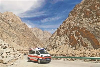 高原上的健康守護人