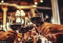 提醒！喝酒臉紅的人千萬別吃這3類藥