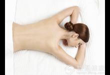 用熱毛巾搓這個(gè)部位竟能排毒