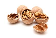 名中醫(yī)怎么養(yǎng)血管？每天3顆生核桃，血管很干凈！