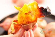 天冷烤紅薯正當(dāng)時(shí)，多吃暖身卻傷胃