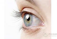 臉上4種表現(xiàn)，說明肝火過旺！常喝“2水”護肝助眠