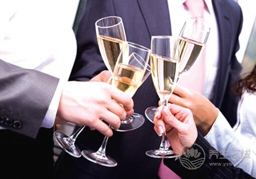 喝點(diǎn)什么可以醒酒？醒酒法大全