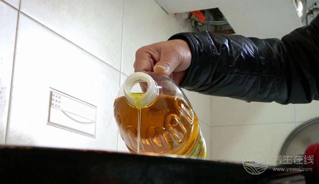 這兩類食物很毒，最容易導(dǎo)致肝癌，很多人還不注意