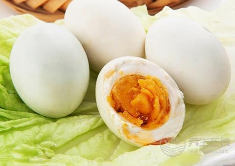 鴨蛋怎么吃最營養？ 新鮮鴨蛋奇妙做法超好吃